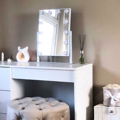 LED Vanity Mirror with Customizable Lighting - 30x40cm